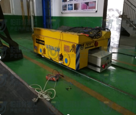 山東煙臺鋁卷運(yùn)輸車帶V架安全型軌道車車