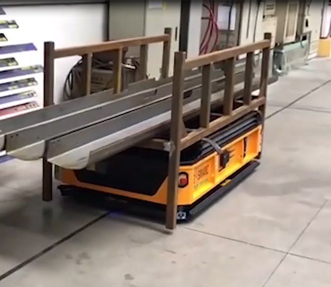 自動化AGV搬運車