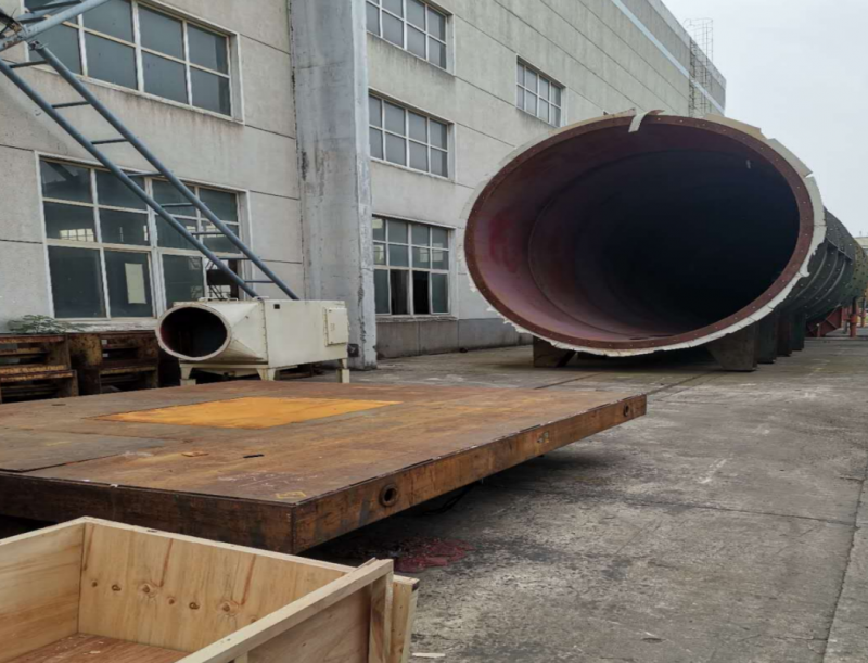 上海20噸無軌罐體搬運(yùn)車
