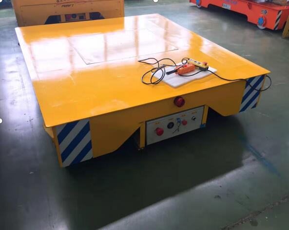 浙江臺(tái)州5噸電池供電搬運(yùn)車圖