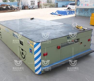 無(wú)錫世鉑無(wú)軌電動(dòng)平板車